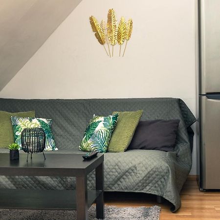 Milky Way Top Floor 2-Bedroom Apartment Air Condition فيينا المظهر الخارجي الصورة