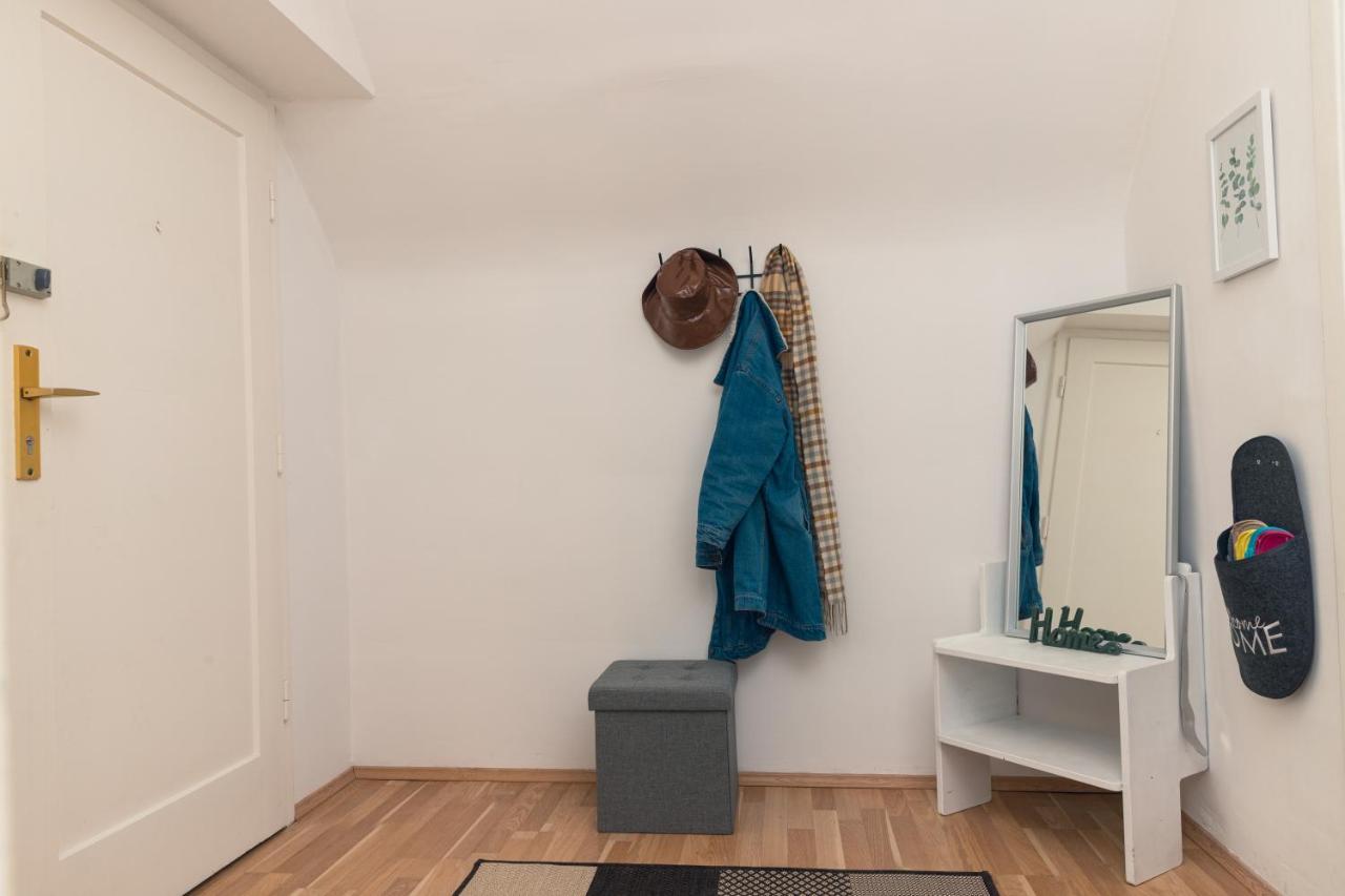 Milky Way Top Floor 2-Bedroom Apartment Air Condition فيينا المظهر الخارجي الصورة