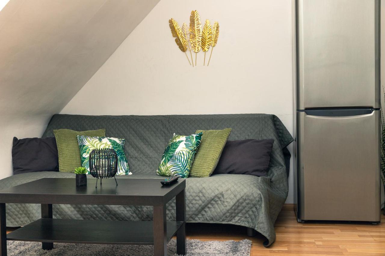 Milky Way Top Floor 2-Bedroom Apartment Air Condition فيينا المظهر الخارجي الصورة